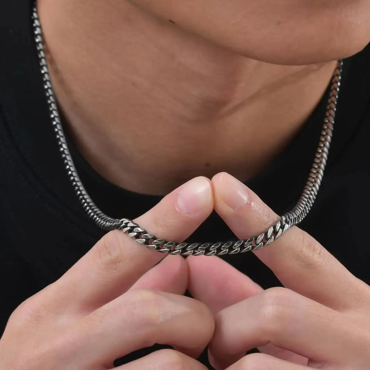 Vintage Punk Chain Necklace for Men Women,3/5/7mm Stainless Steel Cuban Chain Collars,Classic Metal Jewelry Gift for Him